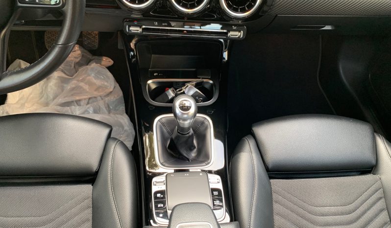 Mercedes-Benz A 180 2019  A 180 1.3 BUSINESS 6-MT NAVI CAMERA ECO S/S EURO-6 ΕΛΛΗΝΙΚΟ γεμάτο