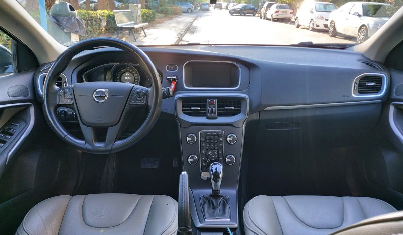 Volvo V40 Cross Country 2018  T3 1.5 AUTO MOMENTUM NAVI CAMERA ECO S/S EURO-6 ΕΛΛΗΝΙΚΟ γεμάτο
