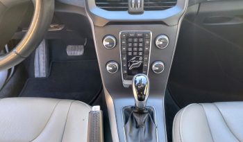 Volvo V40 Cross Country 2018  T3 1.5 AUTO MOMENTUM NAVI CAMERA ECO S/S EURO-6 ΕΛΛΗΝΙΚΟ γεμάτο