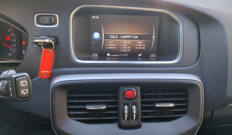 Volvo V40 Cross Country 2018  T3 1.5 AUTO MOMENTUM NAVI CAMERA ECO S/S EURO-6 ΕΛΛΗΝΙΚΟ γεμάτο