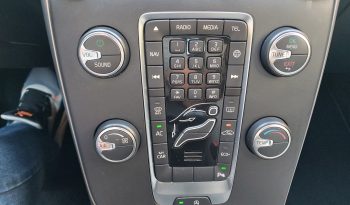 Volvo V40 Cross Country 2018  T3 1.5 AUTO MOMENTUM NAVI CAMERA ECO S/S EURO-6 ΕΛΛΗΝΙΚΟ γεμάτο