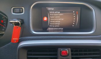 Volvo V40 Cross Country 2018  T3 1.5 AUTO MOMENTUM NAVI CAMERA ECO S/S EURO-6 ΕΛΛΗΝΙΚΟ γεμάτο