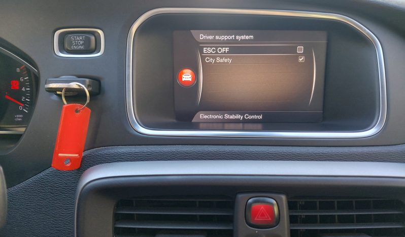 Volvo V40 Cross Country 2018  T3 1.5 AUTO MOMENTUM NAVI CAMERA ECO S/S EURO-6 ΕΛΛΗΝΙΚΟ γεμάτο