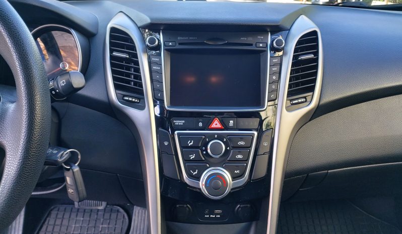 Hyundai i 30 2017  S/W CRDI 1.6 BLUE COMFORT AUTO 16V NAVI CAMERA ECO S/S EURO-6 γεμάτο