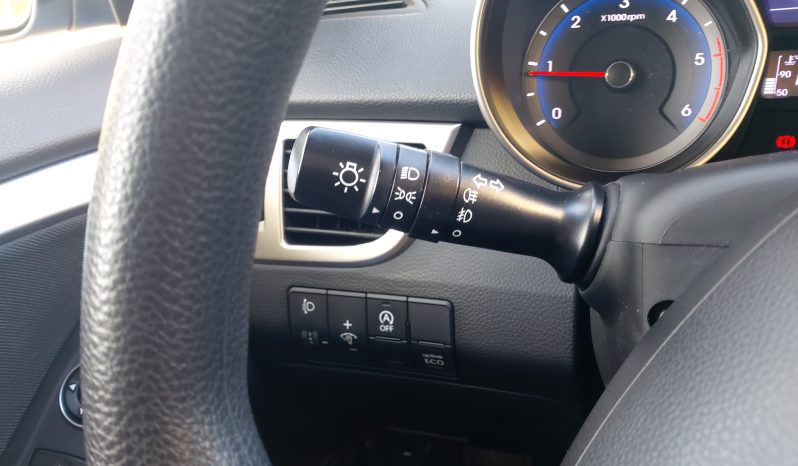 Hyundai i 30 2017  S/W CRDI 1.6 BLUE COMFORT AUTO 16V NAVI CAMERA ECO S/S EURO-6 γεμάτο