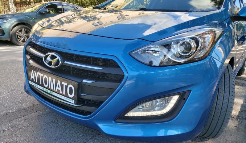 Hyundai i 30 2017  S/W CRDI 1.6 BLUE COMFORT AUTO 16V NAVI CAMERA ECO S/S EURO-6 γεμάτο