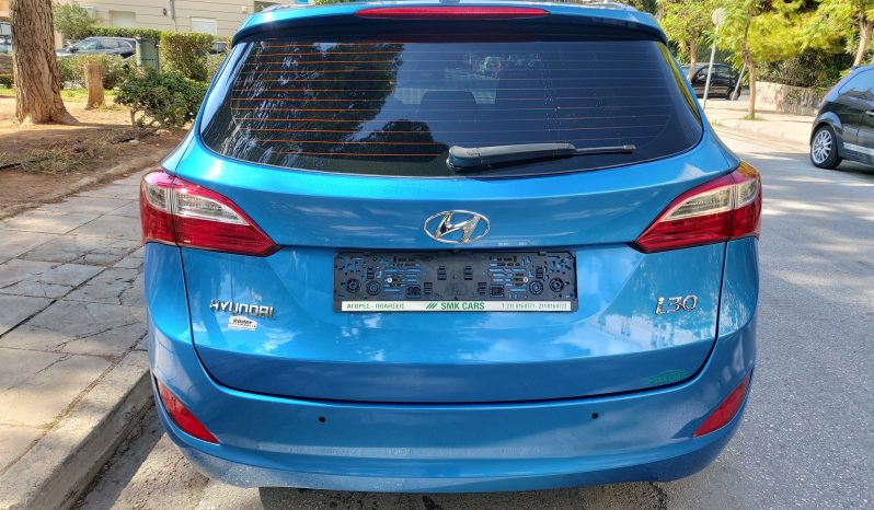Hyundai i 30 2017  S/W CRDI 1.6 BLUE COMFORT AUTO 16V NAVI CAMERA ECO S/S EURO-6 γεμάτο