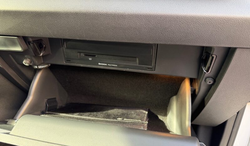 Skoda Karoq 2020  TDI 1.6 AMBITION 6-MT S/R CAMERA ECO S/S EURO-6 ΕΛΛΗΝΙΚΟ γεμάτο