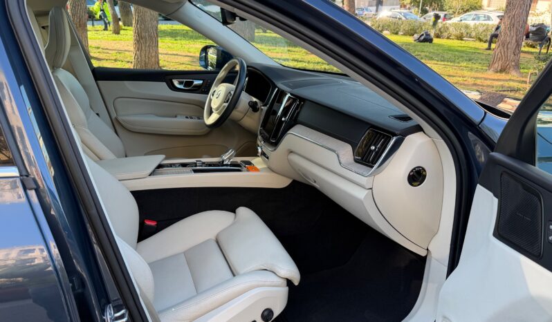 Volvo XC 60 2022  T6 2.0 INSCRIPTION PHEV PLUG-IN HYBRID AUTO S/R CAMERA ΝNAVI ΕΛΛΗΝΙΚΟ γεμάτο