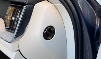 Volvo XC 60 2022  T6 2.0 INSCRIPTION PHEV PLUG-IN HYBRID AUTO S/R CAMERA ΝNAVI ΕΛΛΗΝΙΚΟ γεμάτο