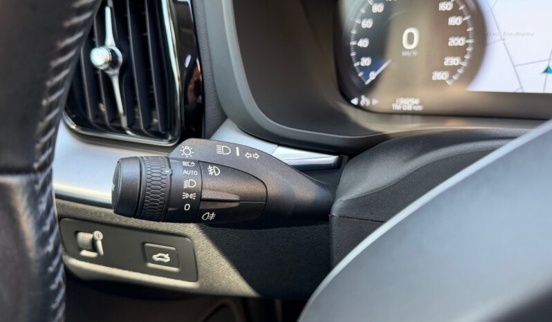 Volvo XC 60 2021  B4 2.0 MHEV HYBRID AUTO AWD INSCRIPTION NAVI CAMERA PANORAMA EURO-6 ΕΛΛΗΝΙΚΟ γεμάτο