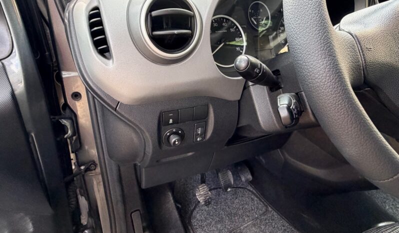 Peugeot Partner Tepee 2017  TEPEE HDI 1.6 ACTIVE PLUS 7-SEATS EURO-6 ΕΛΛΗΝΙΚΟ γεμάτο