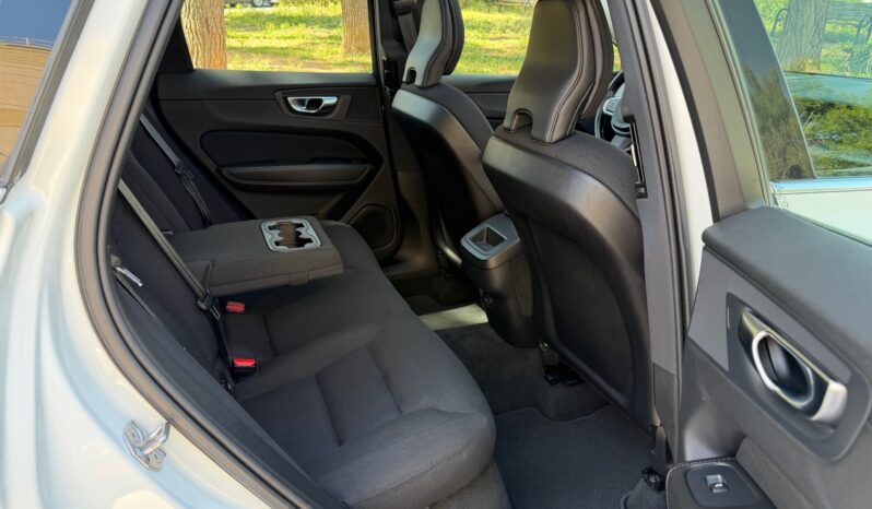 Volvo XC 60 2021  B4 2.0 MHEV HYBRID AUTO AWD INSCRIPTION NAVI CAMERA PANORAMA EURO-6 ΕΛΛΗΝΙΚΟ γεμάτο