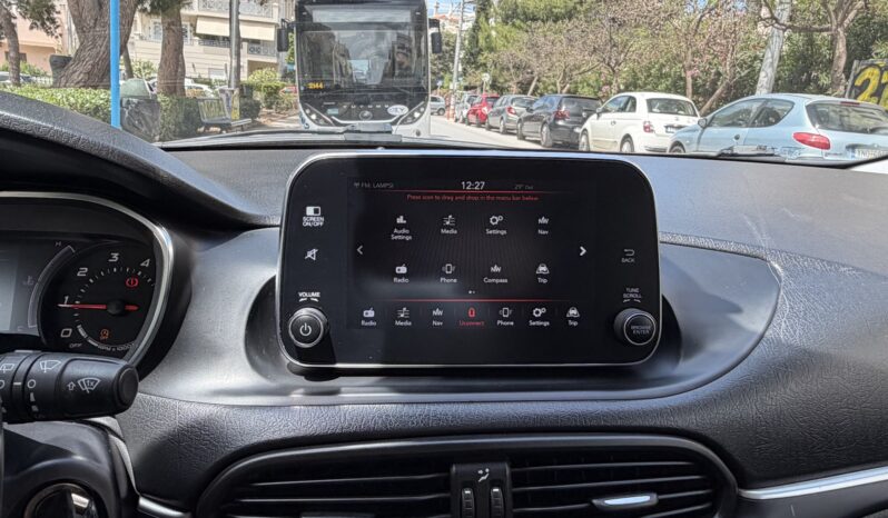 Fiat Tipo 2017  S/W 1.6 BUSINESS MJET-2 AUTO CITY NAVI CAMERA ECO S/S EURO-6 γεμάτο