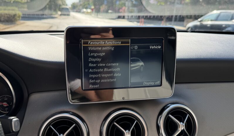 Mercedes-Benz GLA 180 2017  DCI 1.5 URBAN AUTO F-1 CAMERA ECO S/S EURO-6 ΕΛΛΗΝΙΚΟ γεμάτο