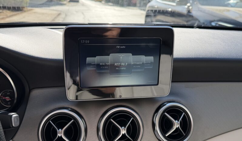 Mercedes-Benz GLA 180 2017  DCI 1.5 URBAN AUTO F-1 CAMERA ECO S/S EURO-6 ΕΛΛΗΝΙΚΟ γεμάτο