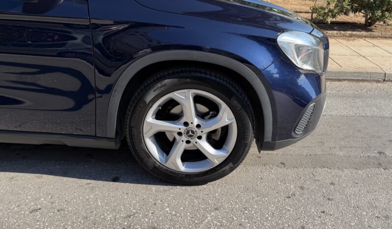 Mercedes-Benz GLA 180 2017  DCI 1.5 URBAN AUTO F-1 CAMERA ECO S/S EURO-6 ΕΛΛΗΝΙΚΟ γεμάτο