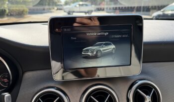 Mercedes-Benz GLA 180 2017  DCI 1.5 URBAN AUTO F-1 CAMERA ECO S/S EURO-6 ΕΛΛΗΝΙΚΟ γεμάτο