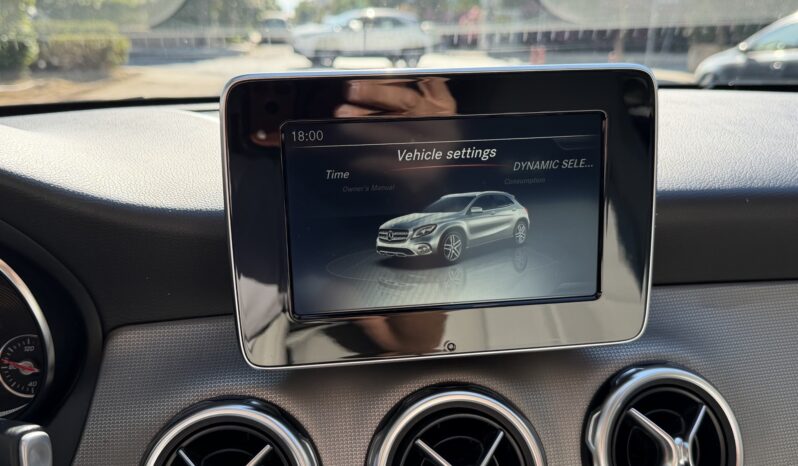 Mercedes-Benz GLA 180 2017  DCI 1.5 URBAN AUTO F-1 CAMERA ECO S/S EURO-6 ΕΛΛΗΝΙΚΟ γεμάτο