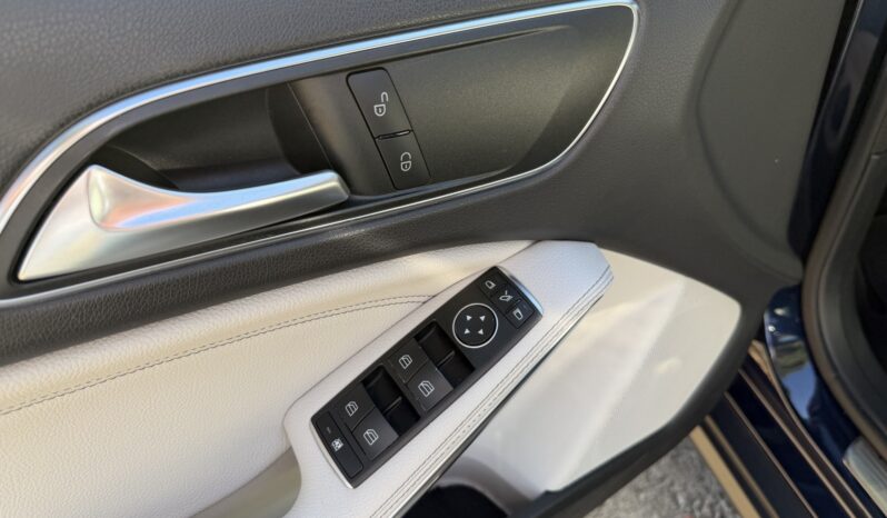 Mercedes-Benz GLA 180 2017  DCI 1.5 URBAN AUTO F-1 CAMERA ECO S/S EURO-6 ΕΛΛΗΝΙΚΟ γεμάτο