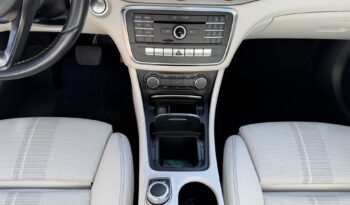 Mercedes-Benz GLA 180 2017  DCI 1.5 URBAN AUTO F-1 CAMERA ECO S/S EURO-6 ΕΛΛΗΝΙΚΟ γεμάτο