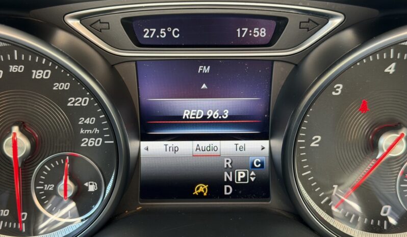 Mercedes-Benz GLA 180 2017  DCI 1.5 URBAN AUTO F-1 CAMERA ECO S/S EURO-6 ΕΛΛΗΝΙΚΟ γεμάτο