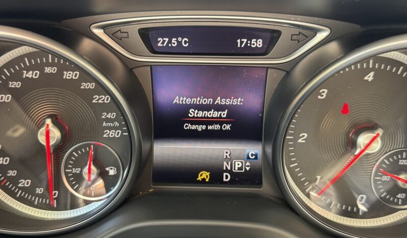 Mercedes-Benz GLA 180 2017  DCI 1.5 URBAN AUTO F-1 CAMERA ECO S/S EURO-6 ΕΛΛΗΝΙΚΟ γεμάτο