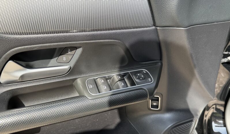 Mercedes-Benz GLB 200 2021  GLB 200 PROGRESSIVE 1.3 AUTO F-1 CAMERA ECO S/S EURO-6 ΕΛΛΗΝΙΚΟ γεμάτο