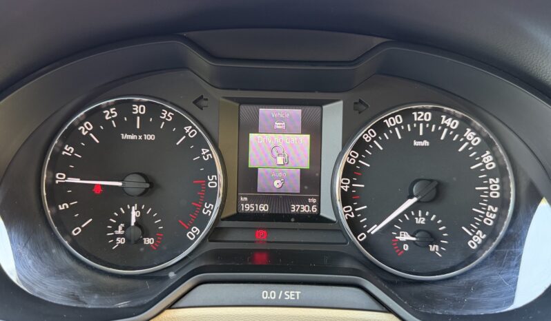 Skoda Octavia 2014  TDI 1.6 ELEGANCE 5D NAVI CAMERA ECO S/S ΕΛΛΗΝΙΚΟ γεμάτο
