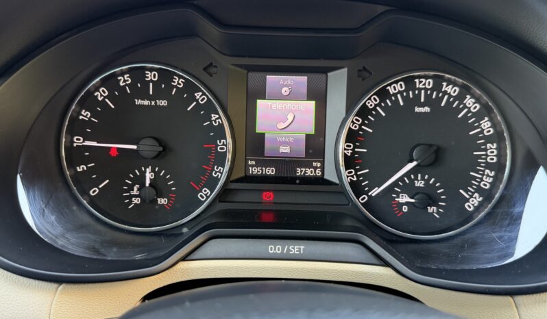 Skoda Octavia 2014  TDI 1.6 ELEGANCE 5D NAVI CAMERA ECO S/S ΕΛΛΗΝΙΚΟ γεμάτο