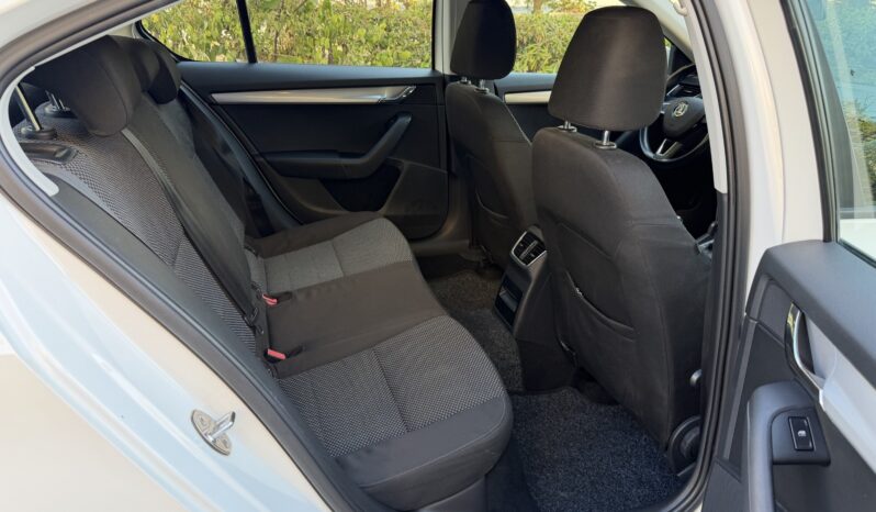 Skoda Octavia 2016  TDI 1.6 AMBITION DSG AUTO ECO S/S EURO-6 ΕΛΛΗΝΙΚΟ γεμάτο