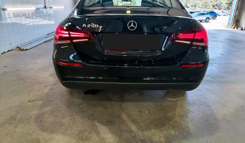 Mercedes-Benz A 250 2022  A 250E BUSINESS 1.3 AUTO F1 SEDAN PLUG-IH CAMERA EURO-6 ΕΛΛΗΝΙΚΟ γεμάτο