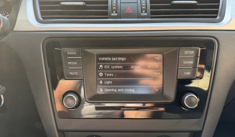 Skoda Rapit 2017  TSI 1.2 AMBIENTE AUTO 5D ECO S/S EURO-6 ΕΛΛΗΝΙΚΟ γεμάτο
