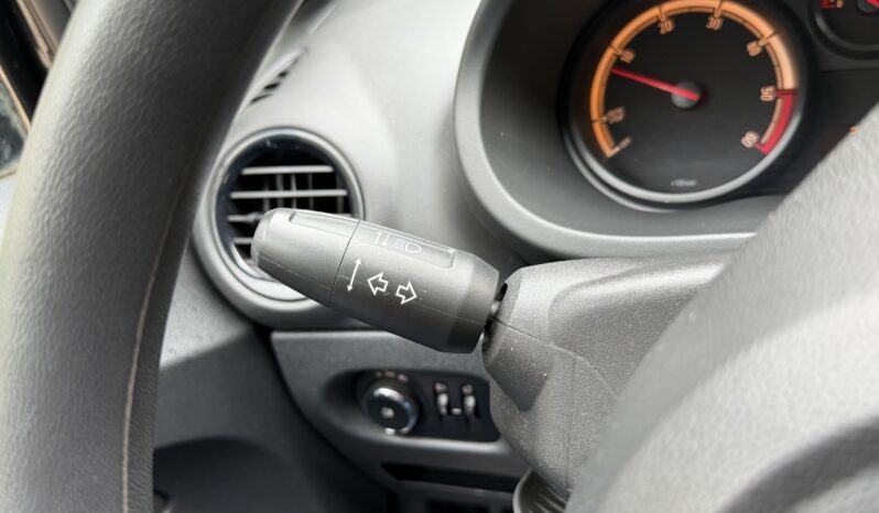 Opel Corsa 2013  CDTI 1.2 ESSENTIA 5D ECOFLEX ECO S/S ECO TEC γεμάτο